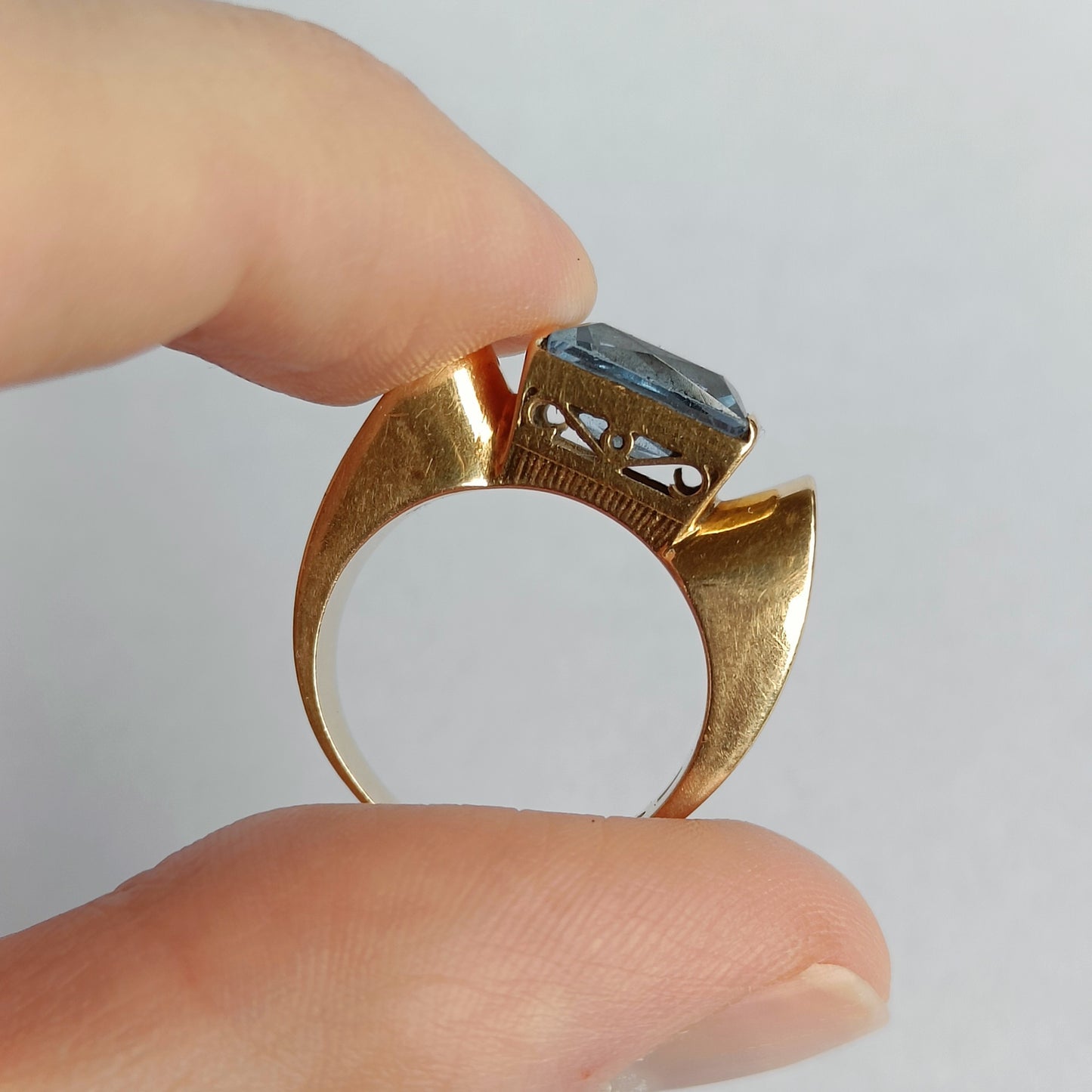 Chunky Aquamarine Gold Ring