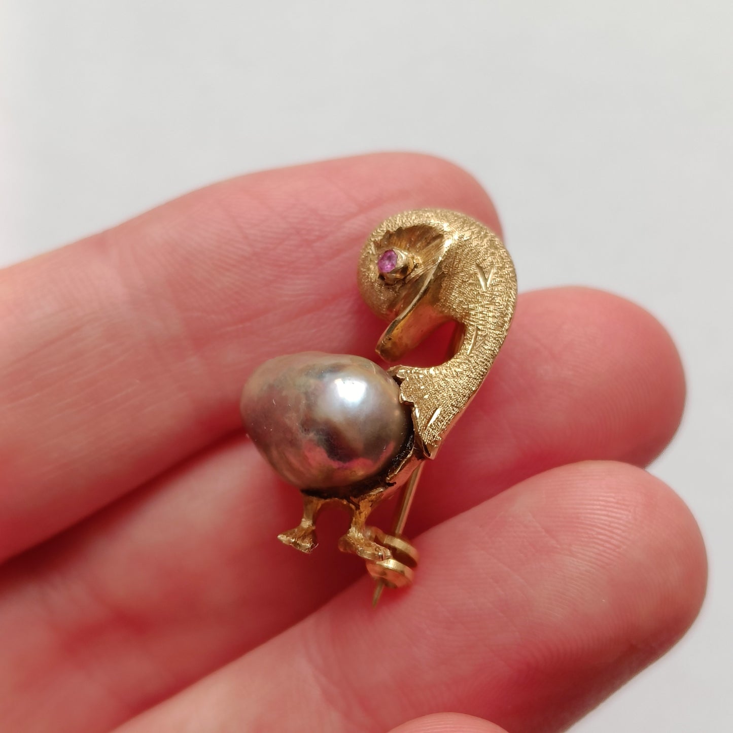 18k Gold Duck Brooch