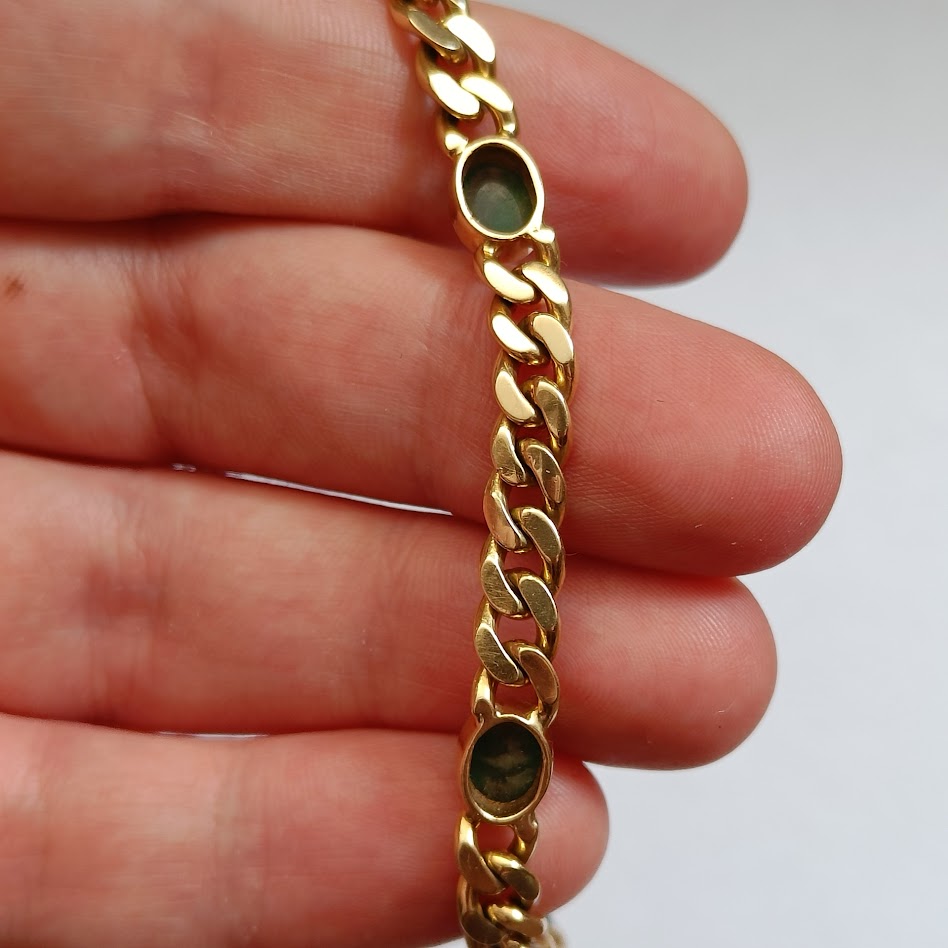 18k Gold Curb Link Bracelet with 4 Emerald